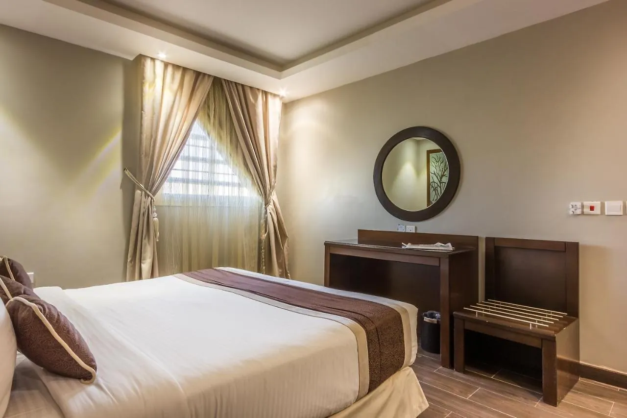 Al Muhaidb Gharnata - Al Malaz Riyadh